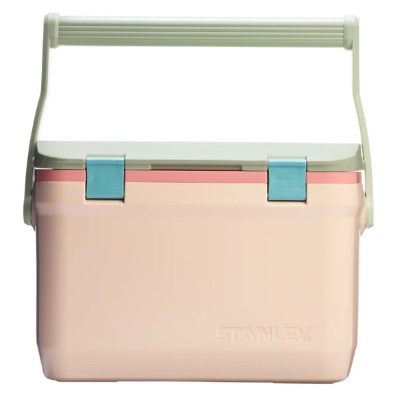 NWT The Easy Carry Outdoor Cooler | 16 QT in color Lichen Conch!! - Picture 3 of 3